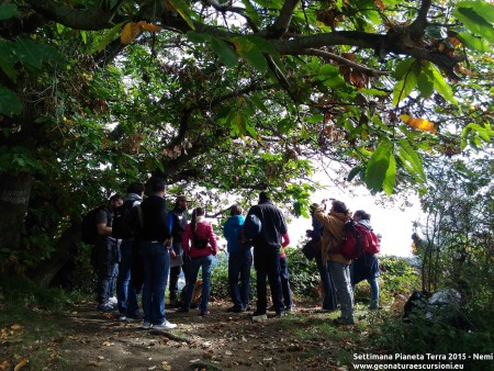 Dopo un bel bicchiere di buon vino locale, gli animi sono rallegrati!
